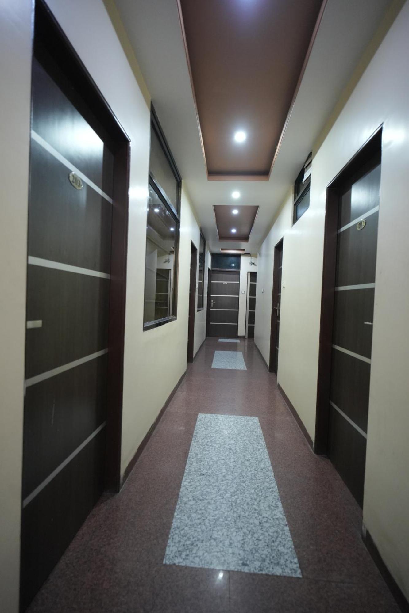 Mewar Hotel Джайпур Екстериор снимка